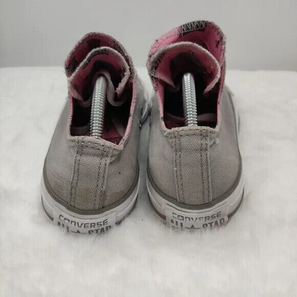 Gray canvas NYC Converse sz 7 - Picture 6 of 9